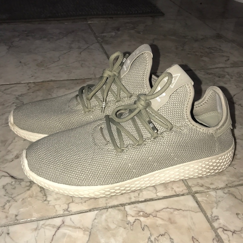 Adidas Pharrells